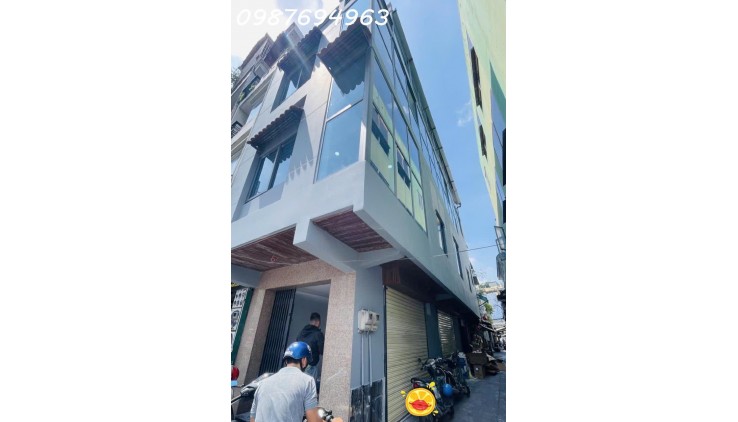Q8 MẶT TIỀN LÔ GÓC NGAY CẦU NGUYỄN VĂN CỪ 4 TẦNG 6PN QUA Q1 1 PHÚT 12.xT